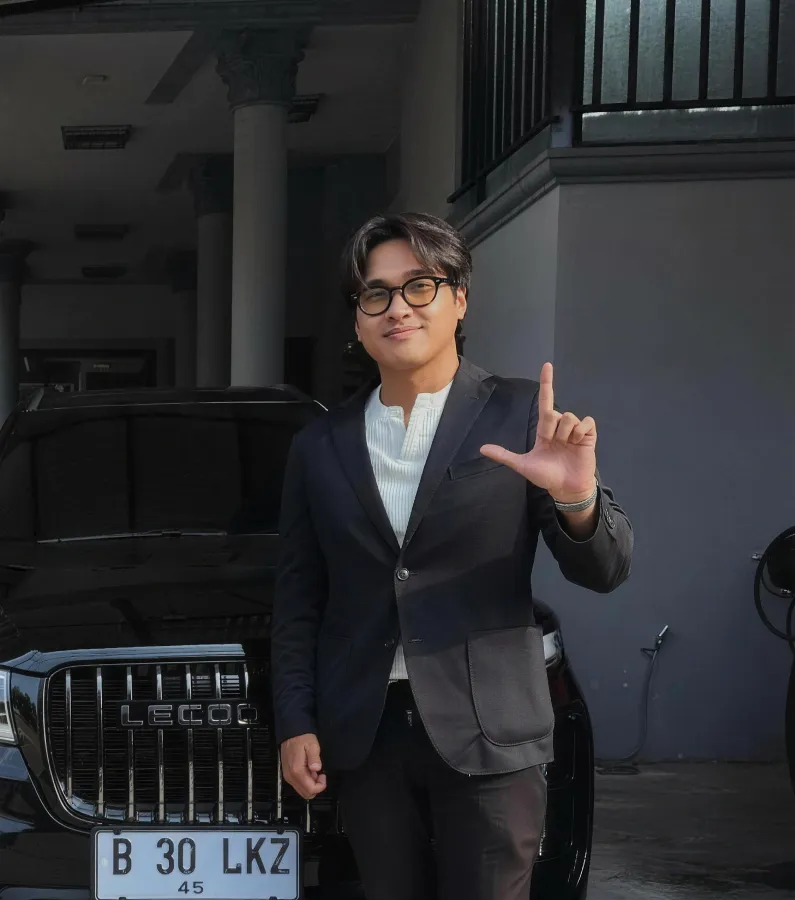 Hilmy - Sales Supervisor
